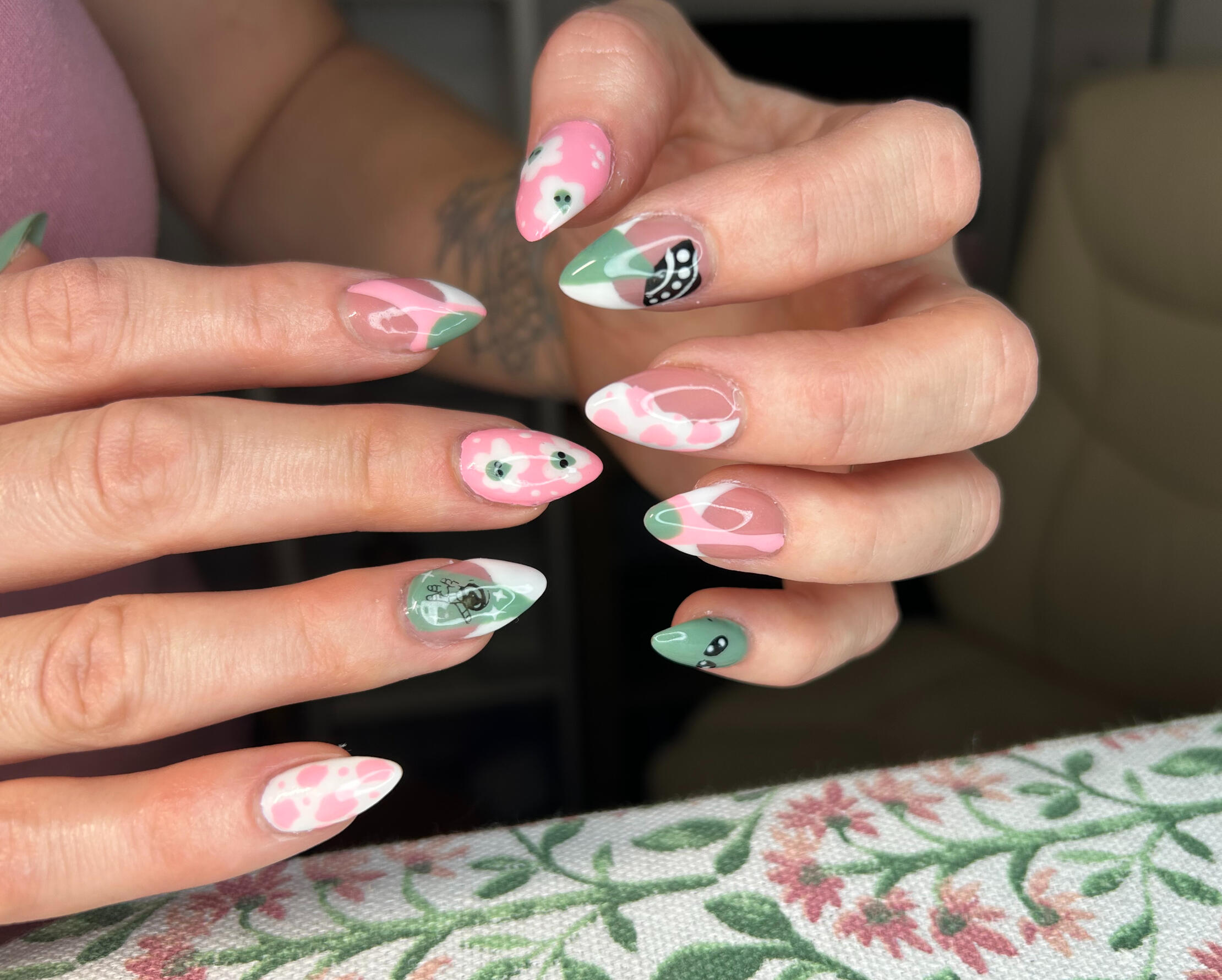 alien ufo abduction gel-x nail tech in port saint lucie, fl alien ufo abduction gel-x nail tech in port saint lucie, fl